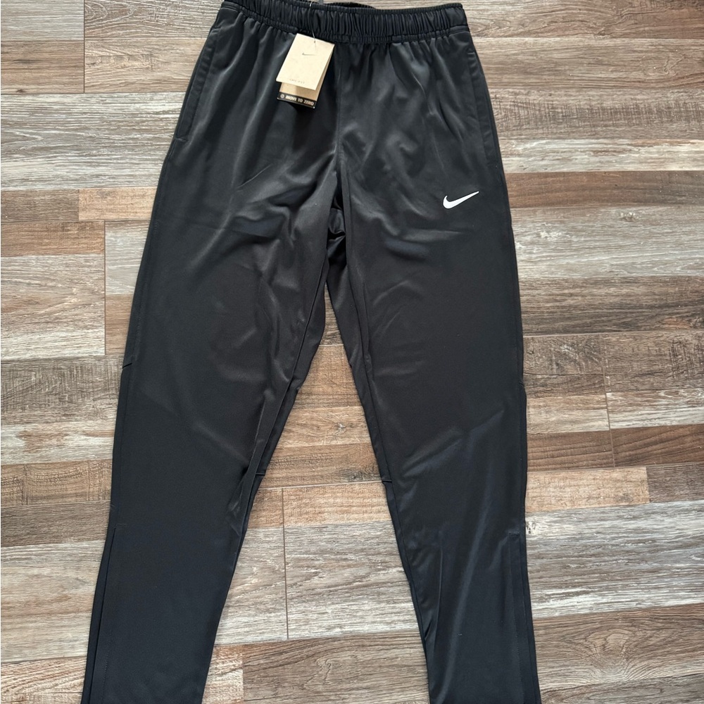 Nike Black Men's Athletic Joggers with White Swoosh